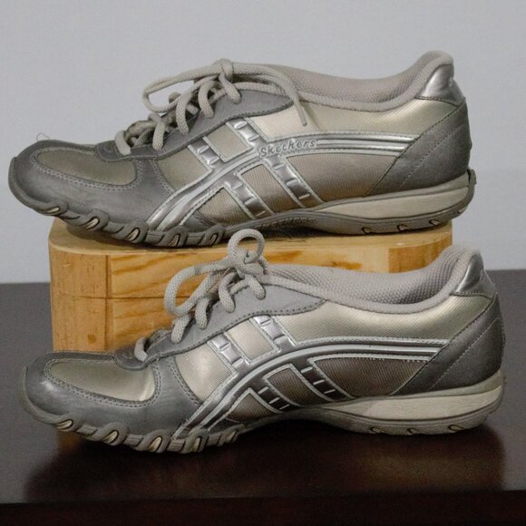 Skechers Workout Womens Size 8.5 Color Gold and silver - Picture 3 of 3